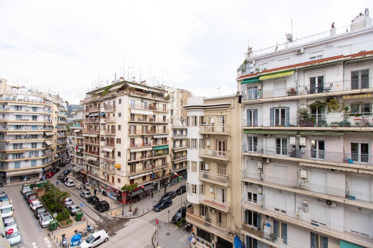 Downtown Luxury Boutique Suites : The Red Suite Tesalonika Bagian luar foto